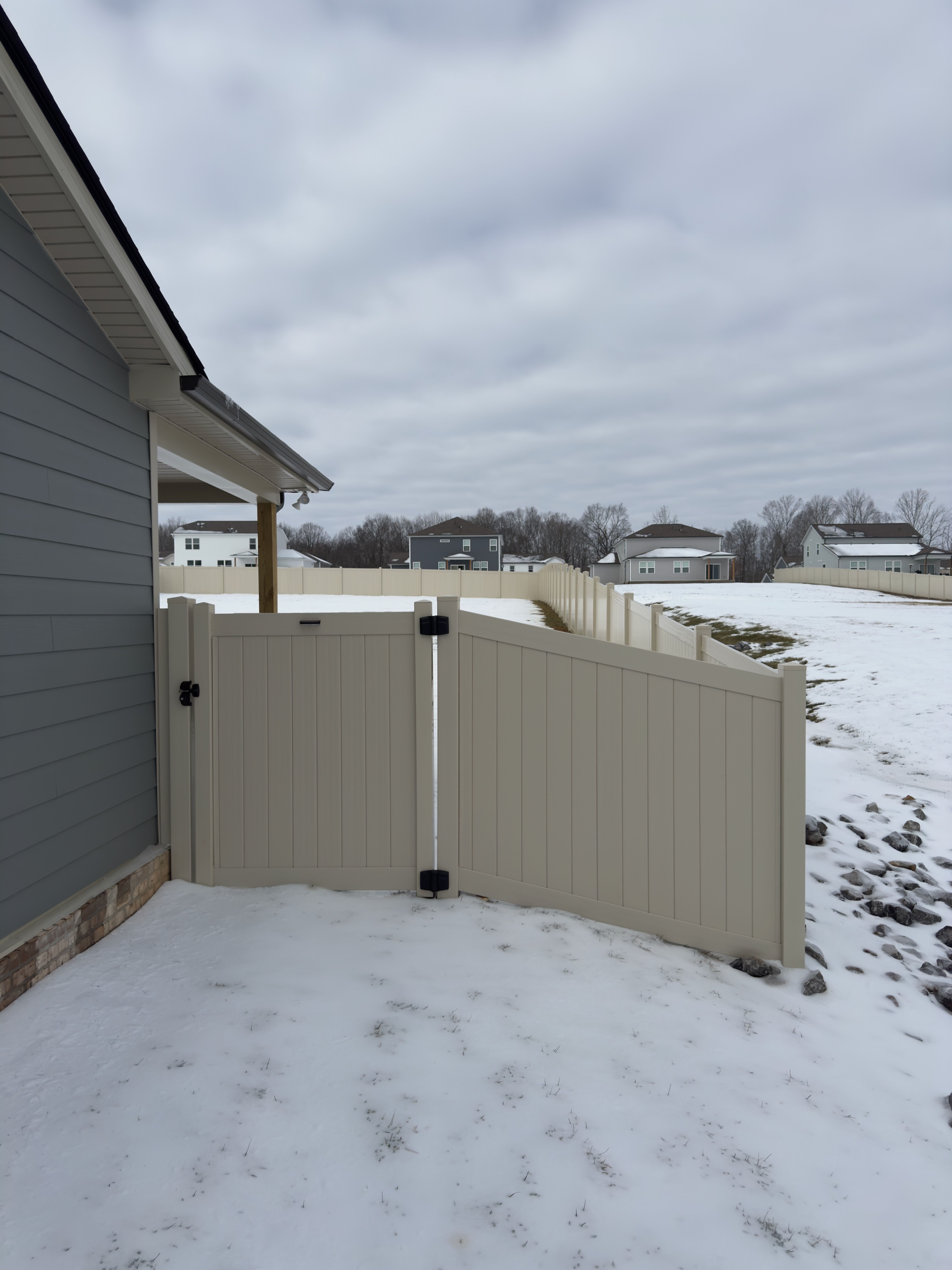 Vinyl Fencing Project in Clarksville, TN